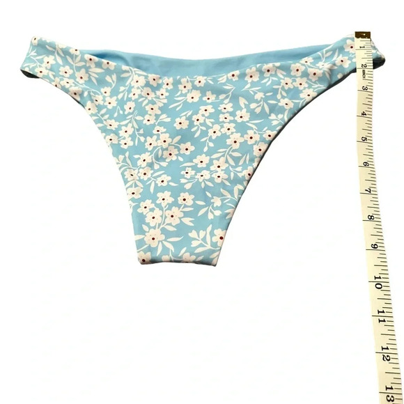 Zaful Floral Bikini Set - Size 6 - New with Tags - Light Blue - Picture 7 of 10